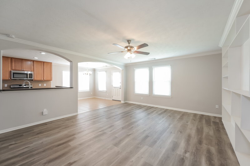 2,210/Mo, 2614 Elder Park Ct Katy, TX 77449 Living Room View 3