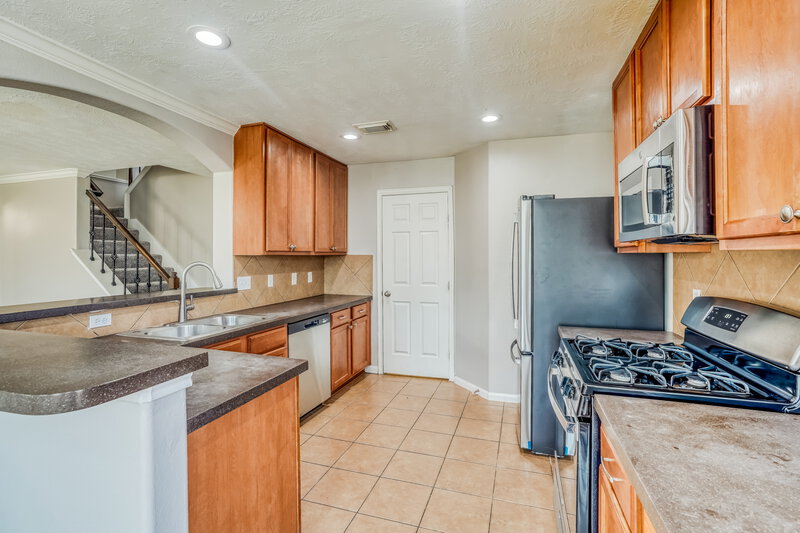 2,210/Mo, 2614 Elder Park Ct Katy, TX 77449 Kitchen View