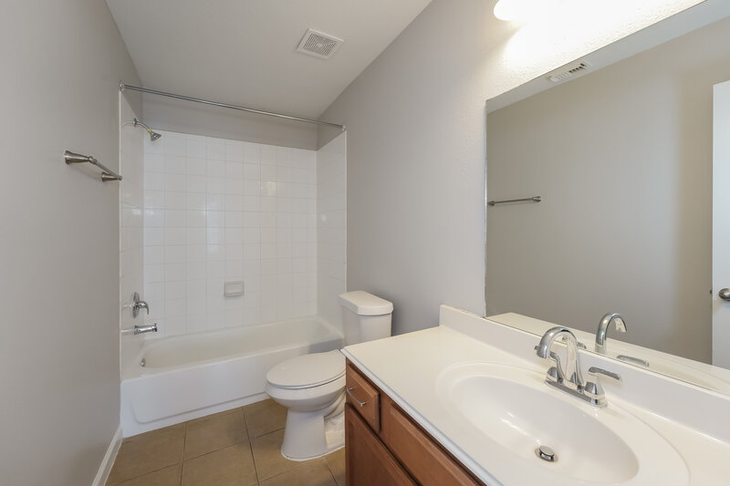 2,210/Mo, 2614 Elder Park Ct Katy, TX 77449 Bathroom View
