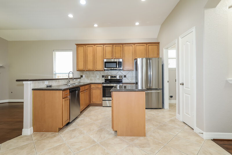 1,900/Mo, 6815 Durango Creek Dr Magnolia, TX 77354 Kitchen View