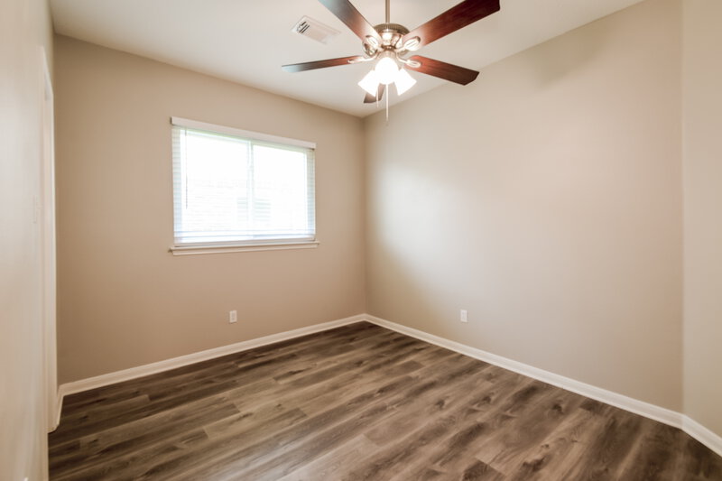 3,280/Mo, 403 Cedar Lake Dr League City, TX 77573 Bedroom View