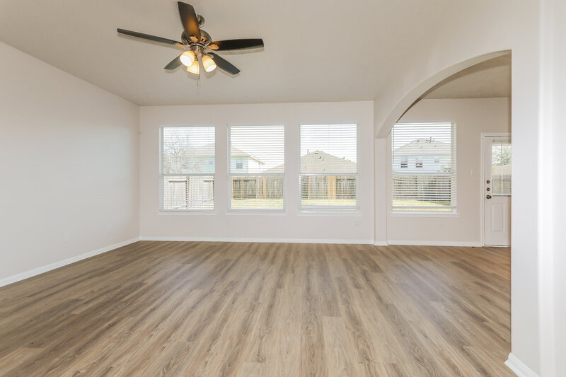 1,950/Mo, 19235 Anthurium Ct Katy, TX 77449 Dining Room View