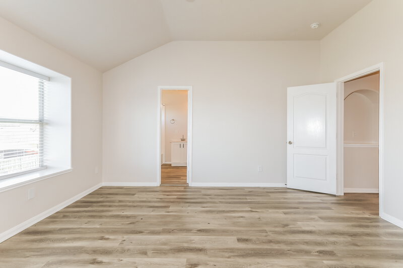1,950/Mo, 19235 Anthurium Ct Katy, TX 77449 Main Bedroom View 2