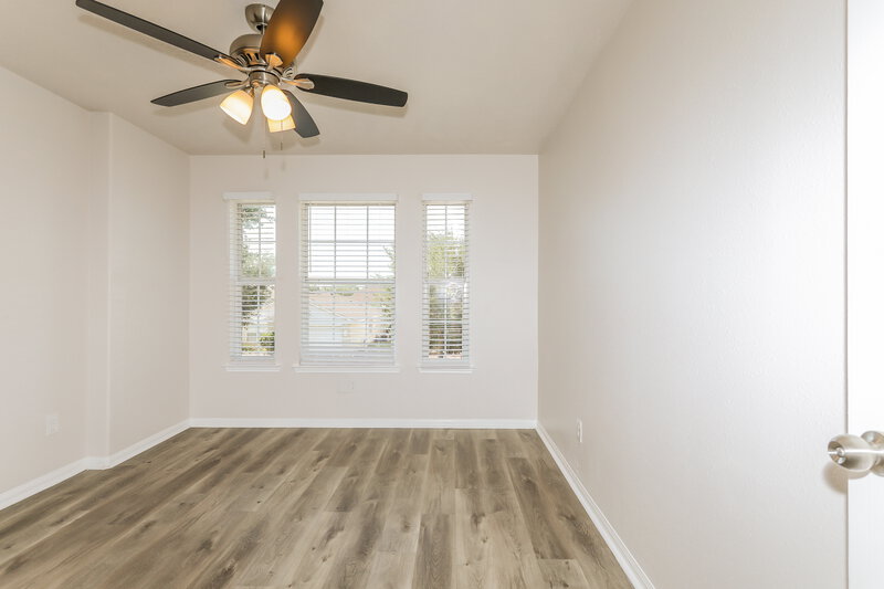 1,950/Mo, 19235 Anthurium Ct Katy, TX 77449 Bedroom View 4