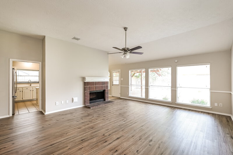 2,260/Mo, 2927 Waterloo Rd Pearland, TX 77581 Misc View 2