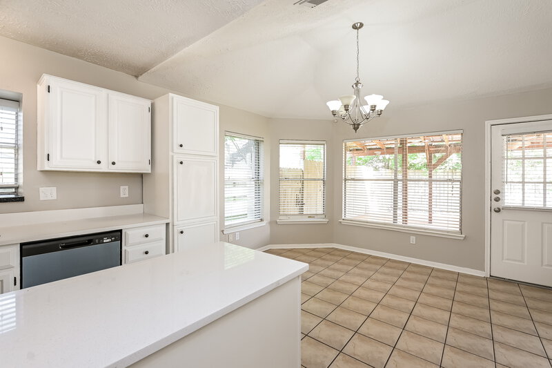 2,260/Mo, 2927 Waterloo Rd Pearland, TX 77581 Misc View 3