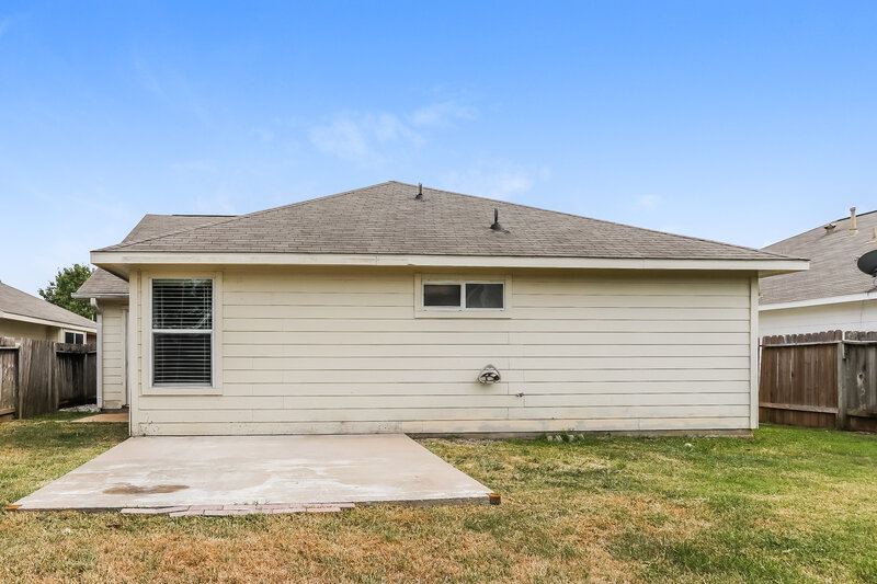 1,775/Mo, 32118 Decker Oaks Dr Pinehurst, TX 77362 Rear View