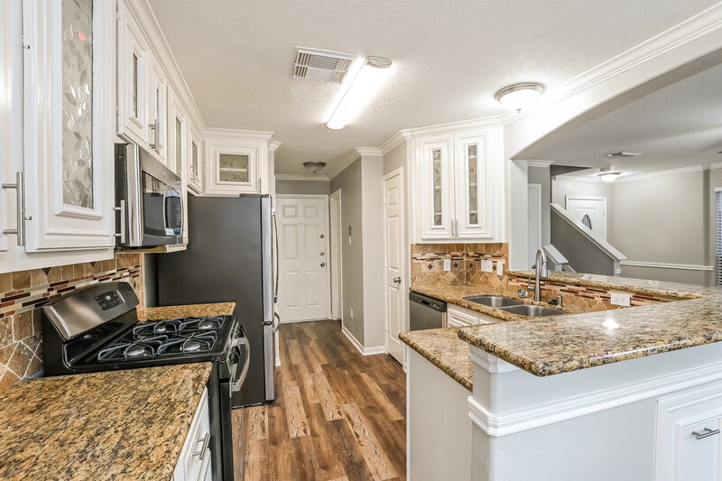 2,235/Mo, 13003 Garlenda Ln Houston, TX 77034 Kitchen View
