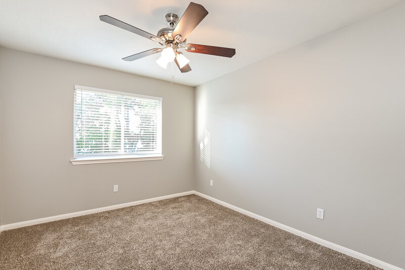 2,235/Mo, 13003 Garlenda Ln Houston, TX 77034 Bedroom View 3