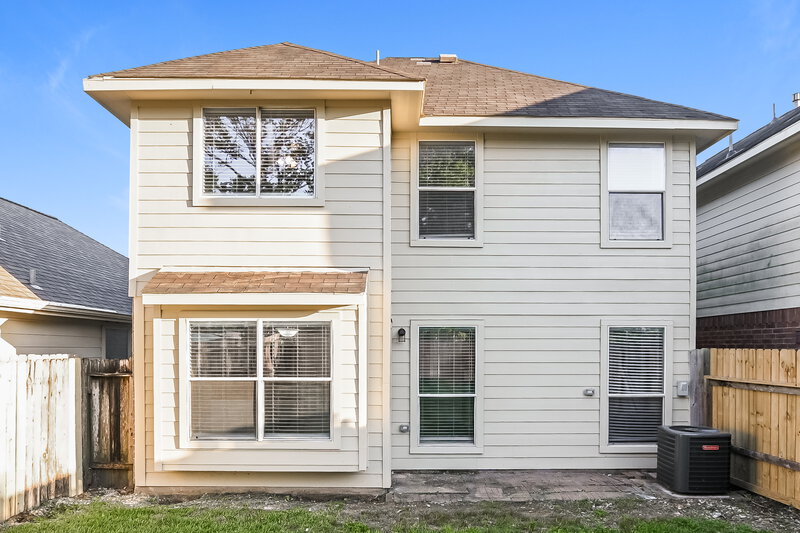 2,235/Mo, 13003 Garlenda Ln Houston, TX 77034 Rear View