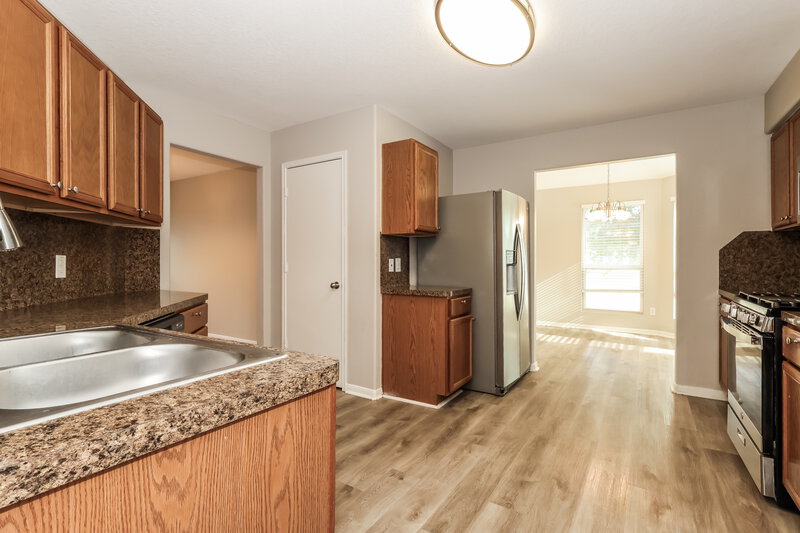 2,185/Mo, 9816 Lace Flower Way Conroe, TX 77385 Kitchen View