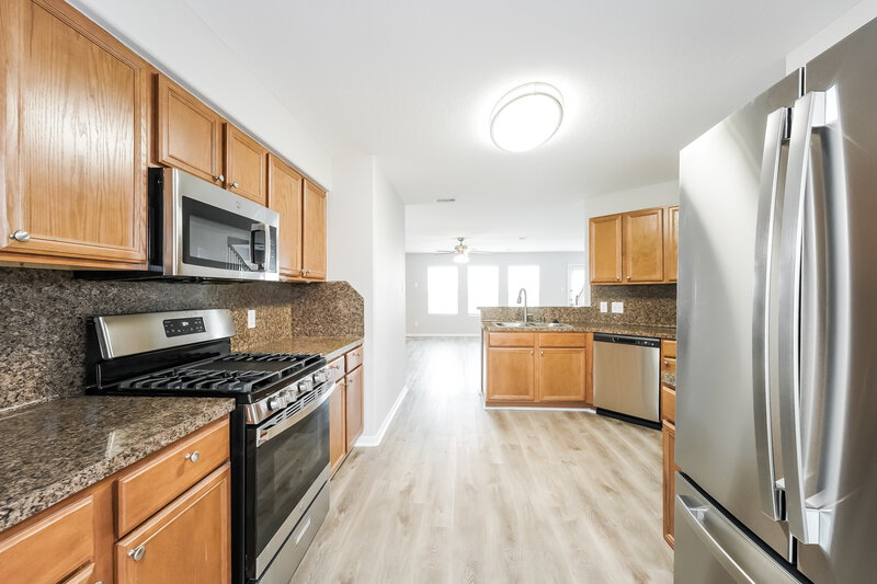 2,220/Mo, 9816 Lace Flower Way Conroe, TX 77385 Kitchen View