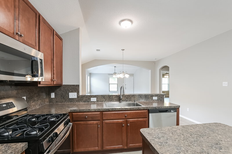 2,080/Mo, 376 Henry St Alvin, TX 77511 Dining Room View