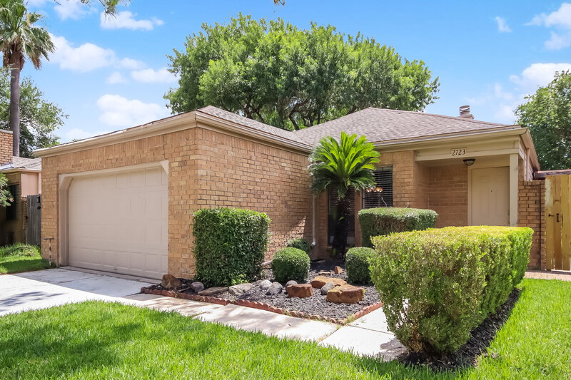 1,850/Mo, 2723 Ashford Trail Dr Houston, TX 77082 External View