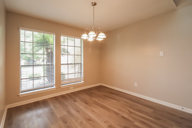 1,850/Mo, 2723 Ashford Trail Dr Houston, TX 77082 Dining Room View