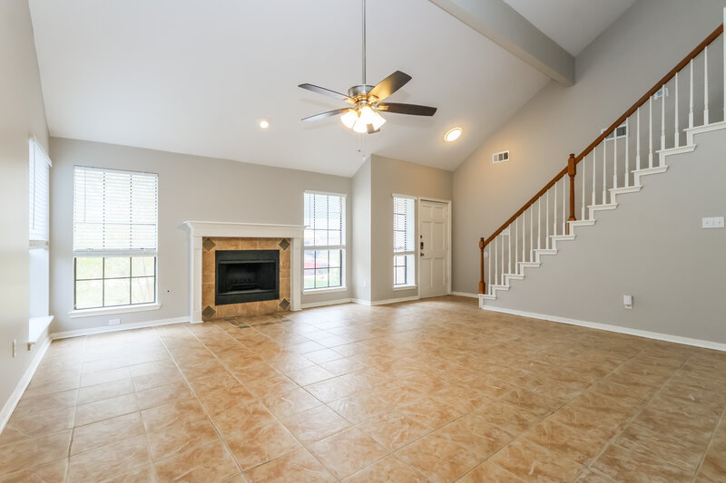 1,870/Mo, 2711 Knollbrook Ln Spring, TX 77373 Living Room View 2