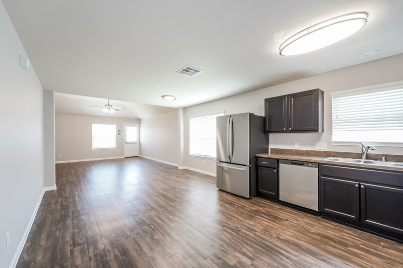 1,970/Mo, 3111 This Way Humble, TX 77339 Kitchen View