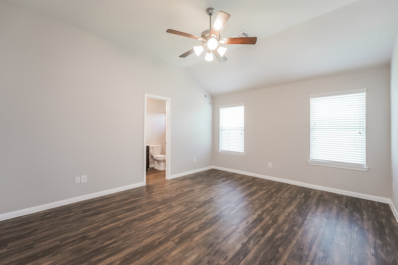1,970/Mo, 3111 This Way Humble, TX 77339 Main Bedroom View