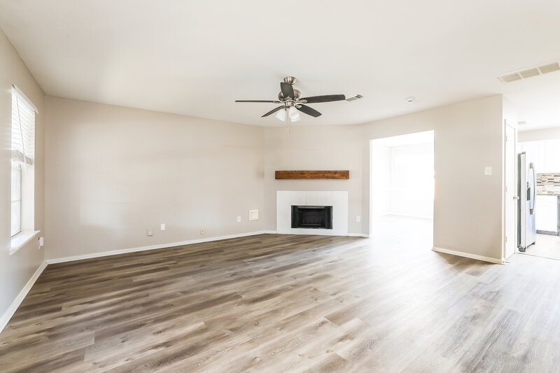 2,040/Mo, 2431 Fox River Ln Spring, TX 77386 Living Room View