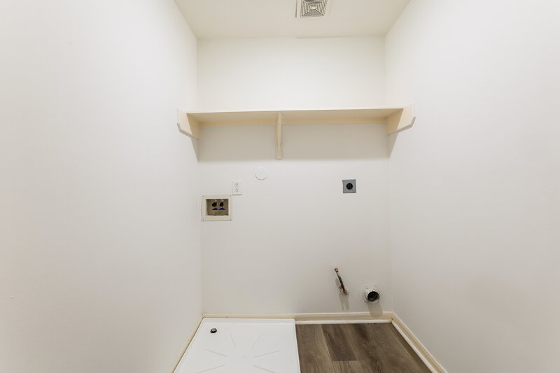 2,040/Mo, 2431 Fox River Ln Spring, TX 77386 Laundry Room View