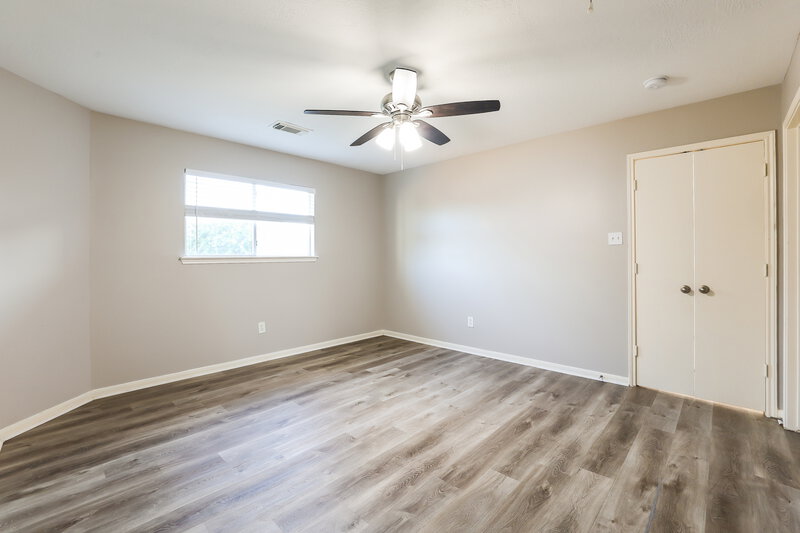 2,040/Mo, 2431 Fox River Ln Spring, TX 77386 Main Bedroom View
