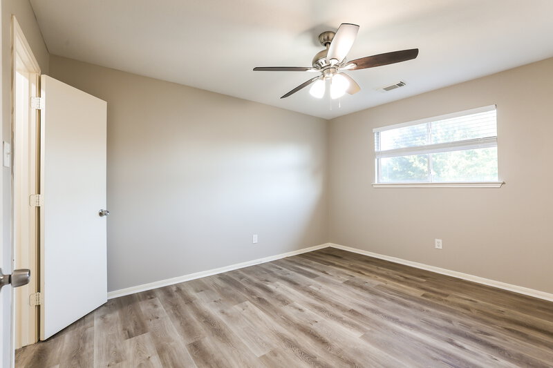 2,040/Mo, 2431 Fox River Ln Spring, TX 77386 Bedroom View 3