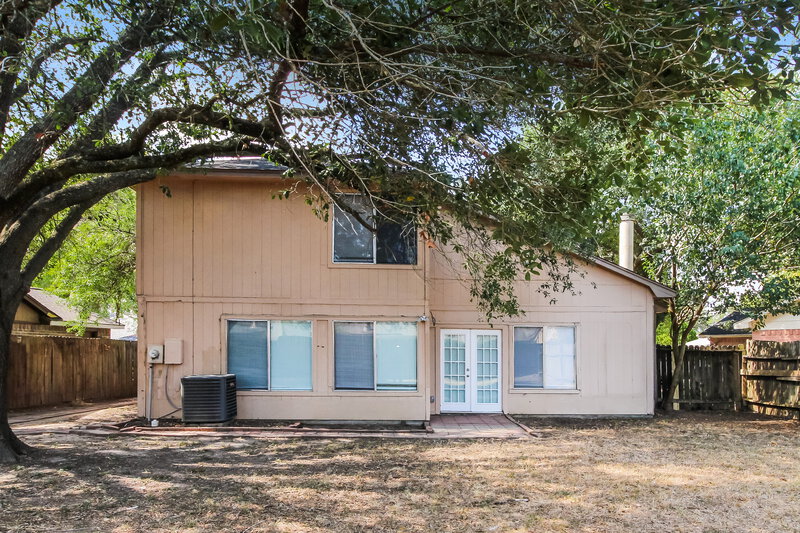 1,740/Mo, 20246 Regents Corner Dr Katy, TX 77449 Rear View 2