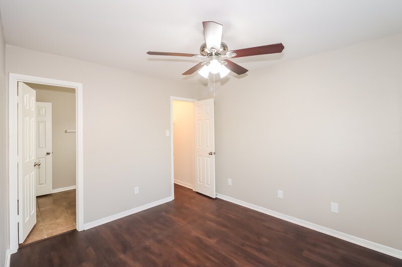 2,120/Mo, 7122 Fox Scene Dr Humble, TX 77338 Bedroom View