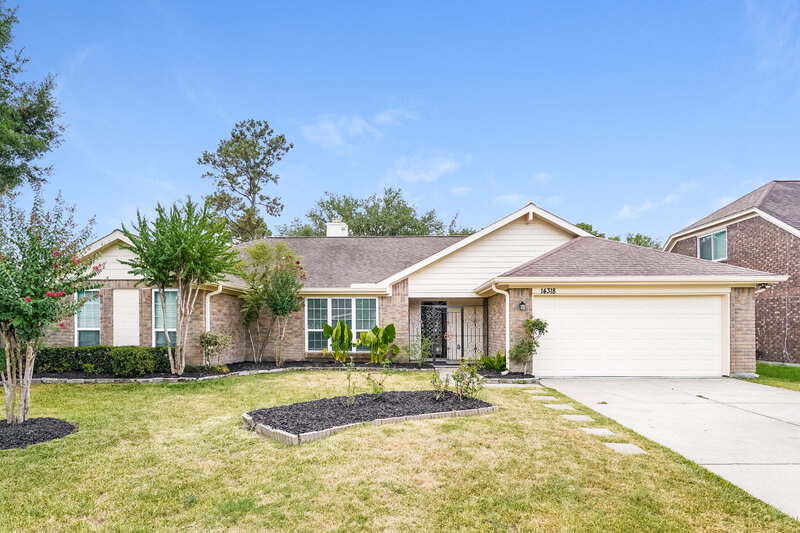 2,095/Mo, 14318 Woodline Dr Houston, TX 77015 External View