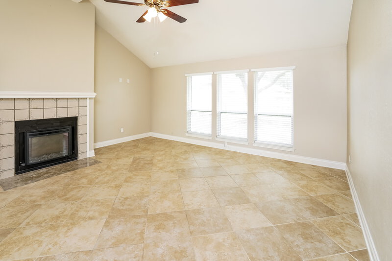 2,095/Mo, 14318 Woodline Dr Houston, TX 77015 Living Room View