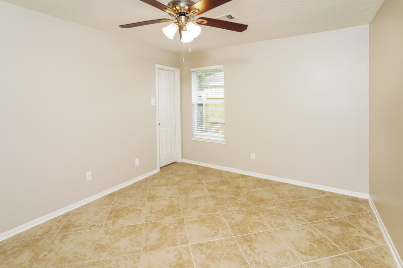 2,095/Mo, 14318 Woodline Dr Houston, TX 77015 Bedroom View