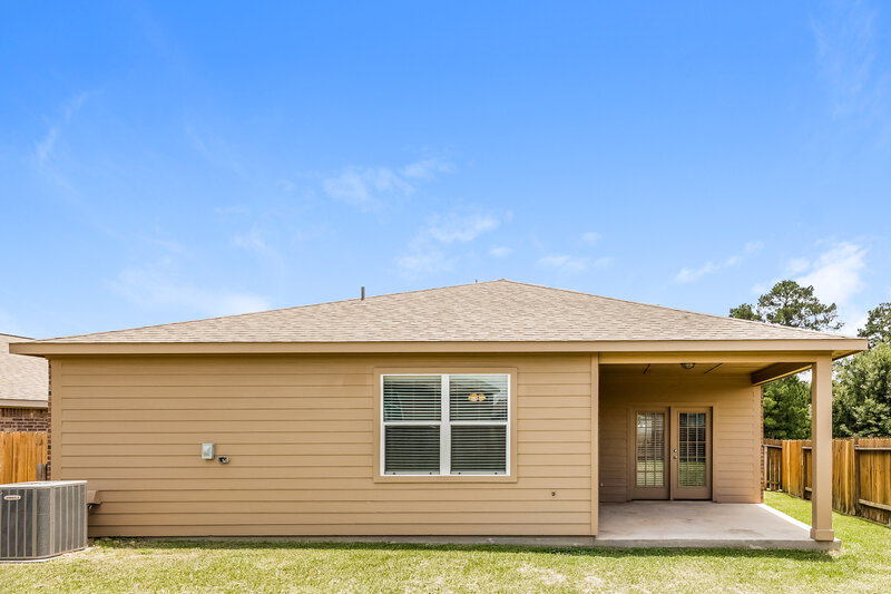 2,095/Mo, 38230 S Lost Creek Blvd Magnolia, TX 77355 Rear View