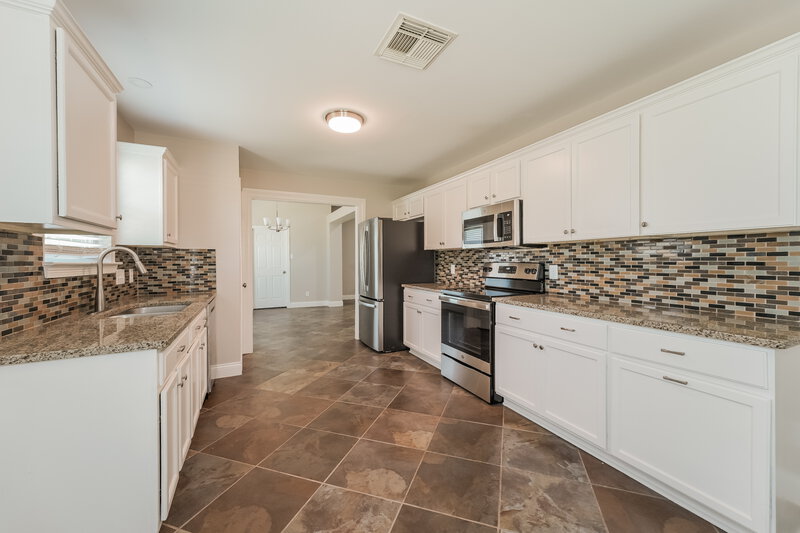 2,780/Mo, 17210 Box Canyon Dr # A1 Hockley, TX 77447 Kitchen View 2