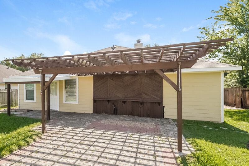 2,780/Mo, 17210 Box Canyon Dr # A1 Hockley, TX 77447 Rear View