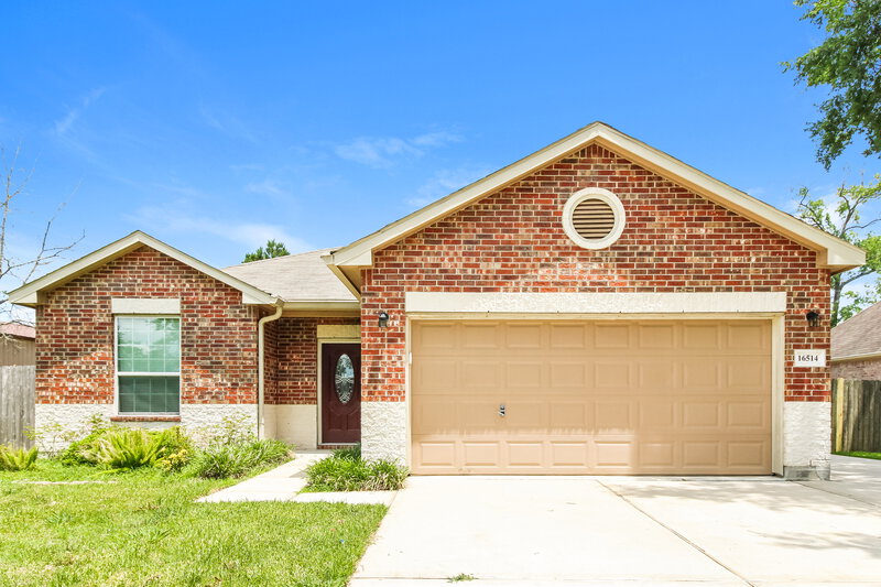 2,300/Mo, 16514 Port O Call St Crosby, TX 77532 External View