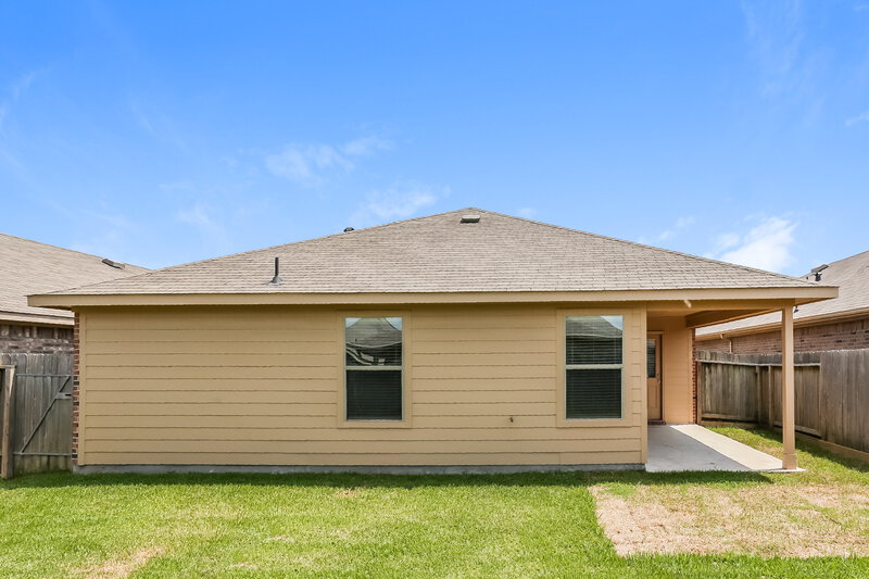 2,155/Mo, 15459 Casita Verde Way Houston, TX 77049 Rear View