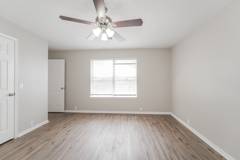 3,020/Mo, 10223 Sulphur Stream Dr Houston, TX 77095 Main Bedroom View