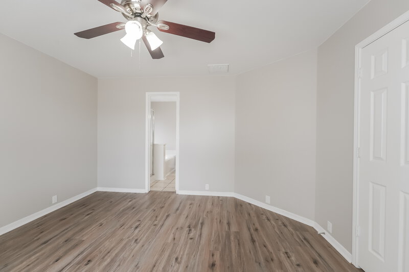 3,020/Mo, 10223 Sulphur Stream Dr Houston, TX 77095 Main Bedroom View 2