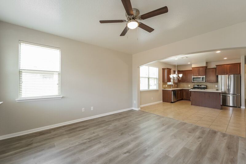 2,320/Mo, 21426 Vineyard Haven Ct Katy, TX 77449 Family Room View 2
