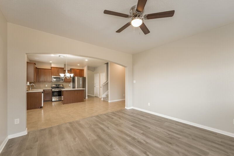 2,320/Mo, 21426 Vineyard Haven Ct Katy, TX 77449 Family Room View 3