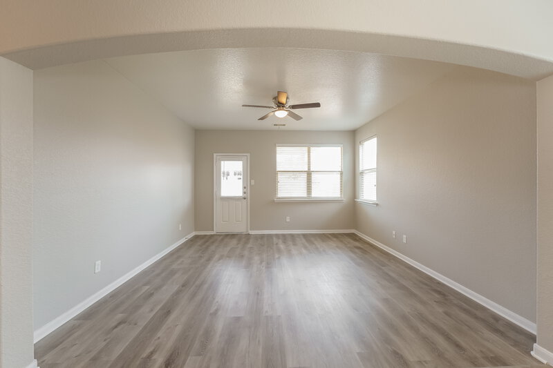 2,320/Mo, 21426 Vineyard Haven Ct Katy, TX 77449 Family Room View 4
