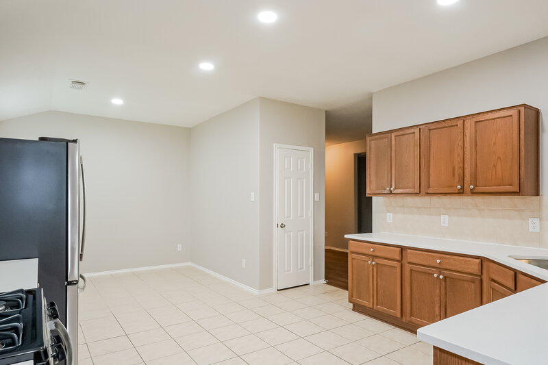 1,865/Mo, 7810 Northfork Hollow Ln Richmond, TX 77407 Dining Room View 2