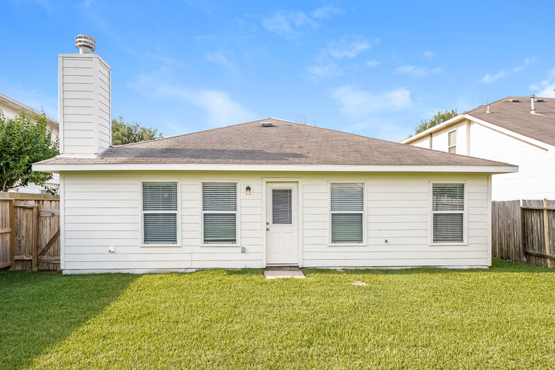 1,865/Mo, 7810 Northfork Hollow Ln Richmond, TX 77407 Rear View