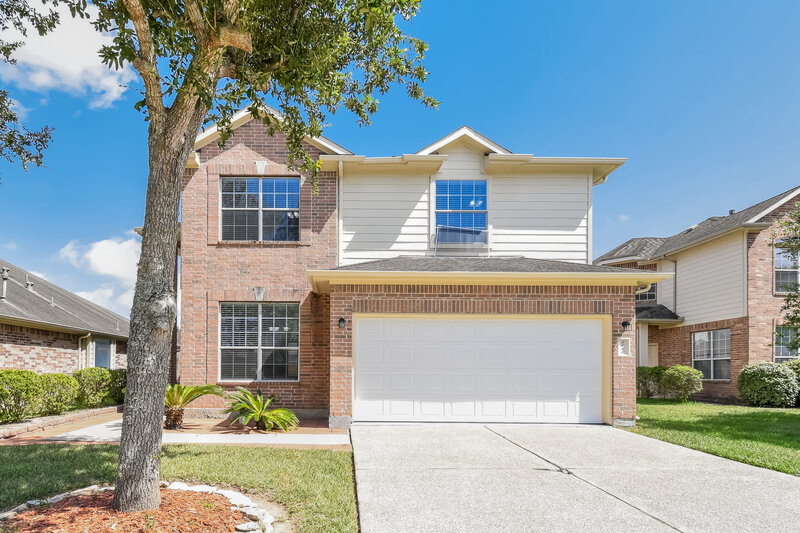 2,110/Mo, 1060 Cabot Cv Dickinson, TX 77539 External View