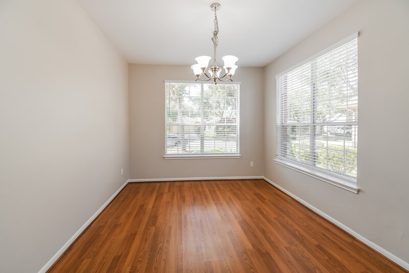 2,110/Mo, 1060 Cabot Cv Dickinson, TX 77539 Dining Room View