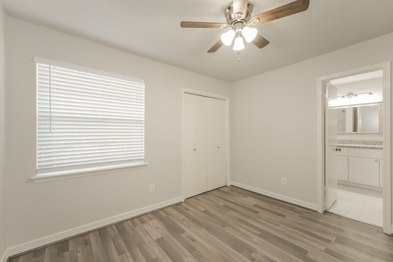 2,730/Mo, 9223 Bristlebrook Dr Houston, TX 77083 Main Bedroom View