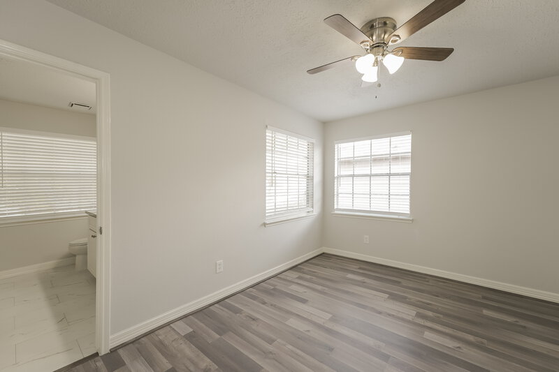 2,730/Mo, 9223 Bristlebrook Dr Houston, TX 77083 Bedroom View