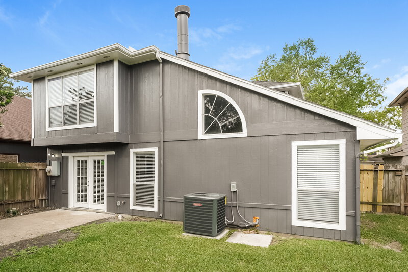 2,730/Mo, 9223 Bristlebrook Dr Houston, TX 77083 Rear View