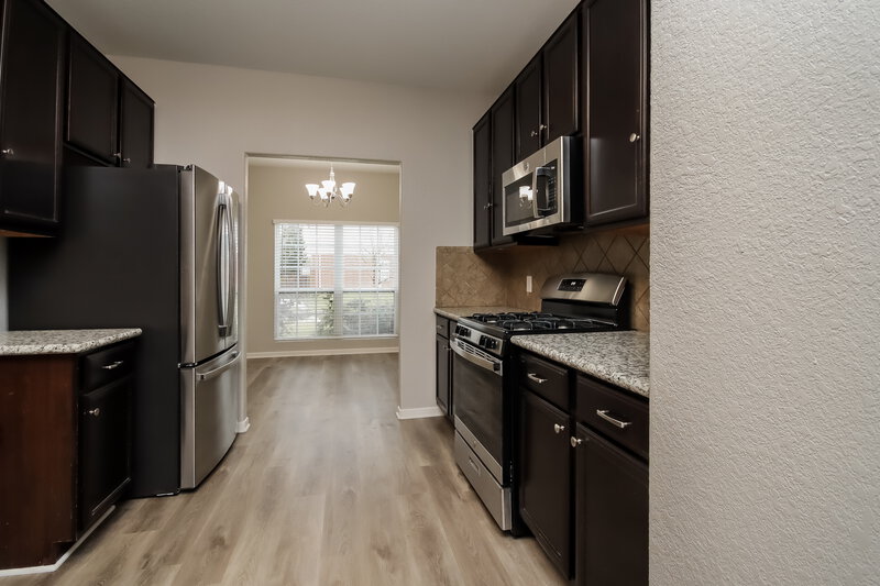 2,450/Mo, 3126 Creek Arbor Cir Houston, TX 77084 Kitchen View