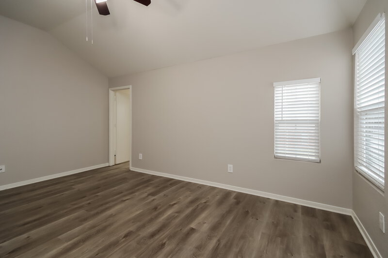 2,450/Mo, 3126 Creek Arbor Cir Houston, TX 77084 Main Bedroom View